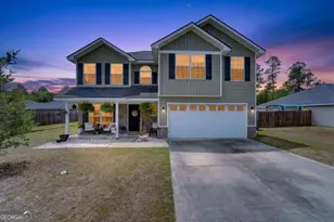 724 Waterlily Ct, Hinesville, GA 31313 - Photo 2