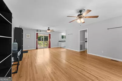 202 Woodland Drive, Warner Robins, GA 31088 - Photo 6