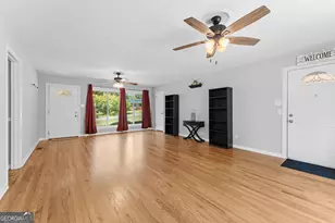 202 Woodland Dr, Warner Robins, GA 31088 - Photo 8
