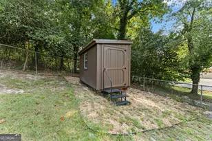 202 Woodland Dr, Warner Robins, GA 31088 - Photo 36