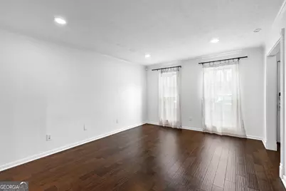 6 Valley Forge Place NW, Atlanta, GA 30318 - Photo 14