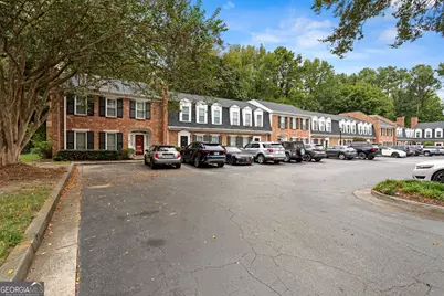 6 Valley Forge Place NW, Atlanta, GA 30318 - Photo 2