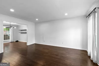 6 Valley Forge Place NW, Atlanta, GA 30318 - Photo 10