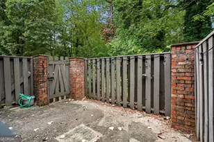 6 Valley Forge Pl NW, Atlanta, GA 30318 - Photo 44