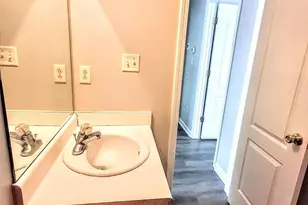 6909 Malvern Ct, Lithonia, GA 30038 - Photo 14