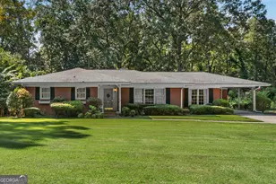 22 Winfield Dr, Newnan, GA 30263 - Photo 1