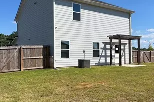 579 Meadows Farm Dr, Monroe, GA 30655 - Photo 6