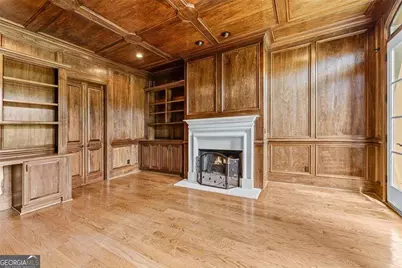 453 Londonberry Road NW, Atlanta, GA 30327 - Photo 6