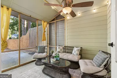 597 Saint James Walk SE, Marietta, GA 30067 - Photo 2