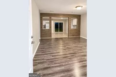 108 Lancelot Court, Warner Robins, GA 31093 - Photo 2
