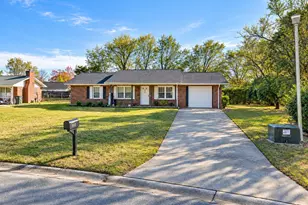 108 Lancelot Ct, Warner Robins, GA 31093 - Photo 1