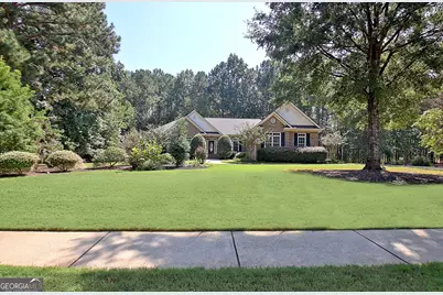 175 Donegal Drive, Tyrone, GA 30290 - Photo 2