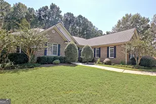 175 Donegal Dr, Tyrone, GA 30290 - Photo 4