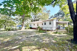 5750 Brenda Dr SW, Mableton, GA 30126 - Photo 6
