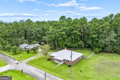 103 W Magnolia Avenue, Kingsland, GA 31548 - Photo 4