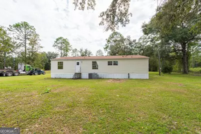 569 Shady Oaks Circle, Hoboken, GA 31542 - Photo 4