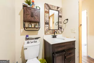 569 Shady Oaks Cir, Hoboken, GA 31542 - Photo 38