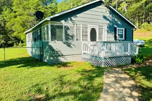 482 E Pine Lake Dr, West Point, GA 31833 - Photo 1