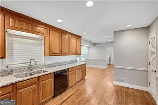5223 Davantry Dr, Atlanta, GA 30338 - Photo 6