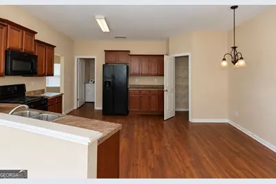 4160 Lindbergh Way, Rex, GA 30273 - Photo 10