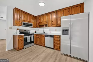 104 Martin Luther King Jr Ct, Lagrange, GA 30241 - Photo 6