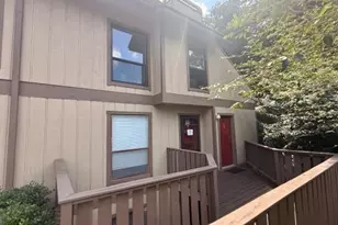 908 Woodcliff Dr, Sandy Springs, GA 30350 - Photo 1