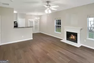 373 Brookview Dr, Riverdale, GA 30274 - Photo 2