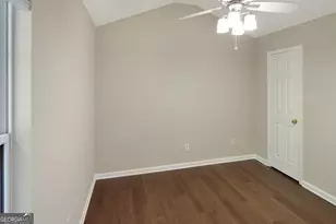 373 Brookview Dr, Riverdale, GA 30274 - Photo 8