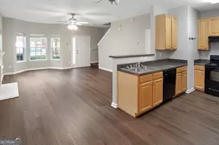 373 Brookview Dr, Riverdale, GA 30274 - Photo 4