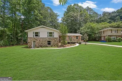 2270 Addison Road NE, Marietta, GA 30066 - Photo 2