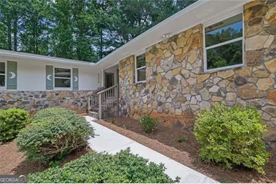 2270 Addison Road NE, Marietta, GA 30066 - Photo 4