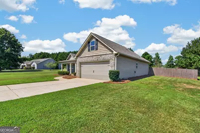 142 Oconee Meadows Way, Eatonton, GA 31024 - Photo 2