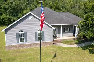 21 Bailey Dr, Jesup, GA 31545 - Photo 1