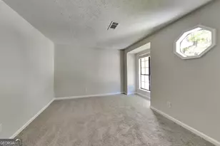 804 Heritage Oaks Dr, Stone Mountain, GA 30088 - Photo 8