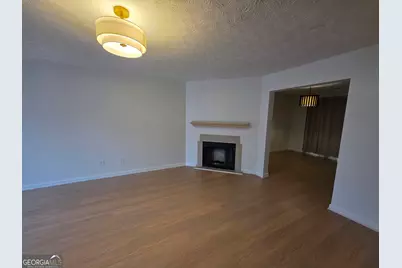 111 Chastain Loop, Newnan, GA 30263 - Photo 4