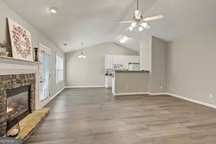 70 Green Spring, Newnan, GA 30265 - Photo 12