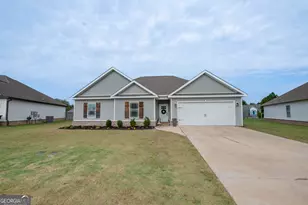 121 Locks Heath Ct, Perry, GA 31069 - Photo 1