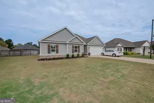 121 Locks Heath Ct, Perry, GA 31069 - Photo 2
