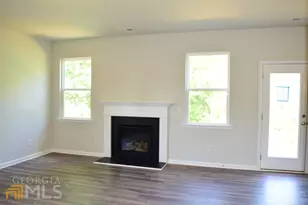74 Newnan Lakes Dr, Newnan, GA 30263 - Photo 8
