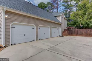 775 Winding Grove Ln, Loganville, GA 30052 - Photo 4