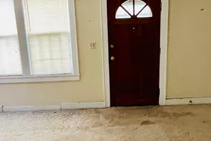 6 N Spring St, Claxton, GA 30417 - Photo 2