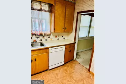 6 N Spring Street, Claxton, GA 30417 - Photo 8