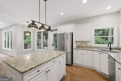 4364 Aldenham Way, Suwanee, GA 30024 - Photo 12