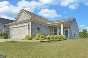 5724 Grapewood St, Hoschton, GA 30548 - Photo 1