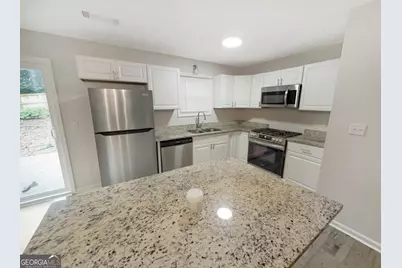 675 Lakeridge Drive, Conyers, GA 30094 - Photo 6