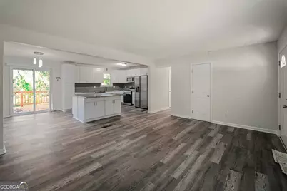 3021 Lakeridge Drive SE, Conyers, GA 30094 - Photo 4