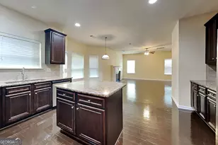 759 Rolling Downs Dr, Loganville, GA 30052 - Photo 4