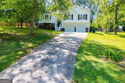 203 Comly Rich Drive, Carrollton, GA 30117 - Photo 2