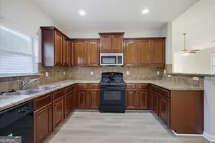 7923 Bluefin Trail, Union City, GA 30291 - Photo 14