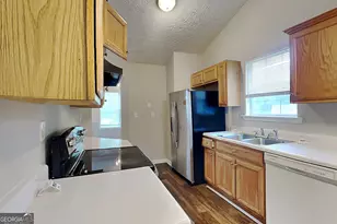 10506 Crabtree Dr, Jonesboro, GA 30238 - Photo 4